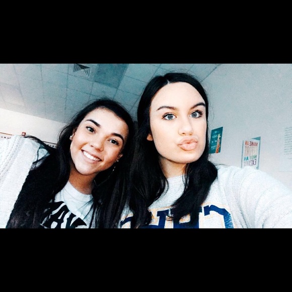 Meet your Posher, Lilly - Picture 1 of 1